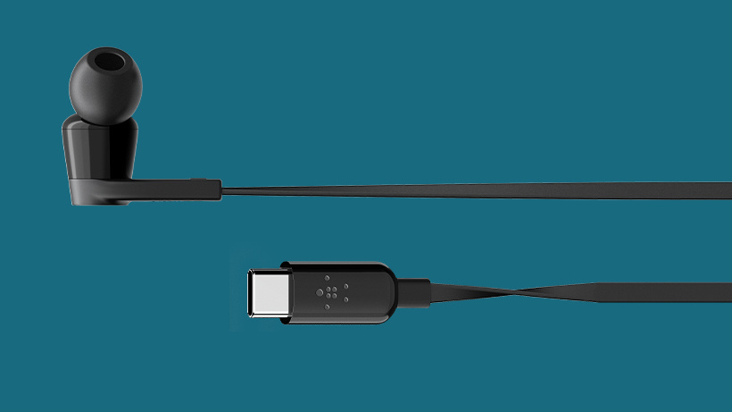 創新設計,可完美貼合您的耳朵 配備 USB-C 接口的 Belkin SOUNDFORM 耳機