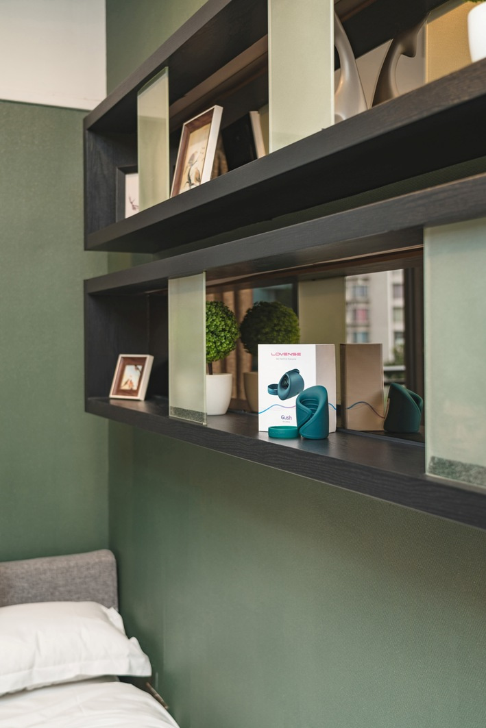 Lovense - Gush Glans Massager photo-12