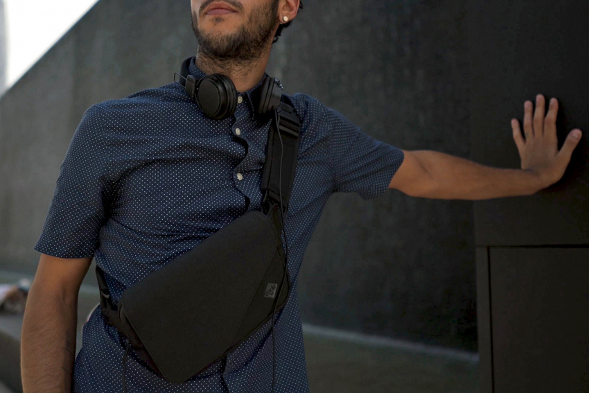 C10-009_Sling_Lifestyle-21.jpg