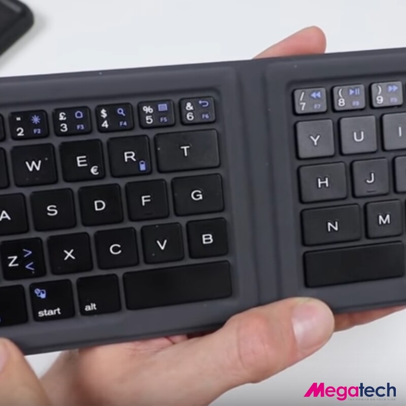 ZAGG Universal Tri fold Keyboard MEGATECH